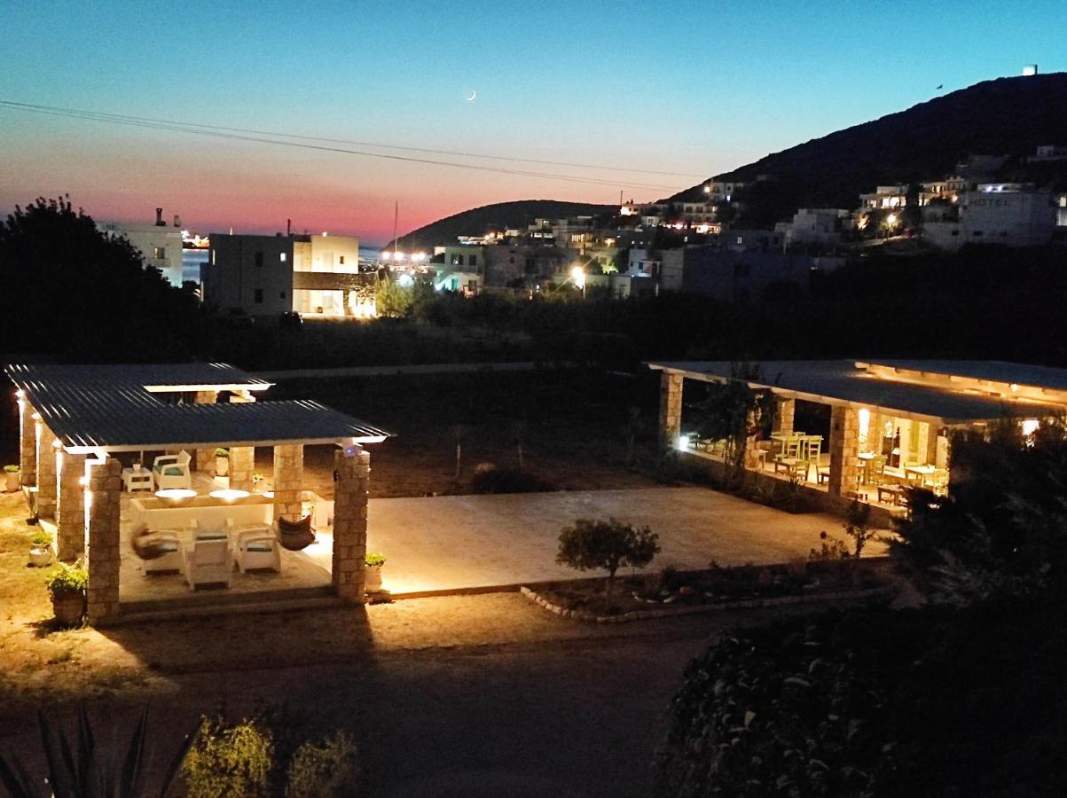 Villa Le Grand Bleu Katapola Exterior photo