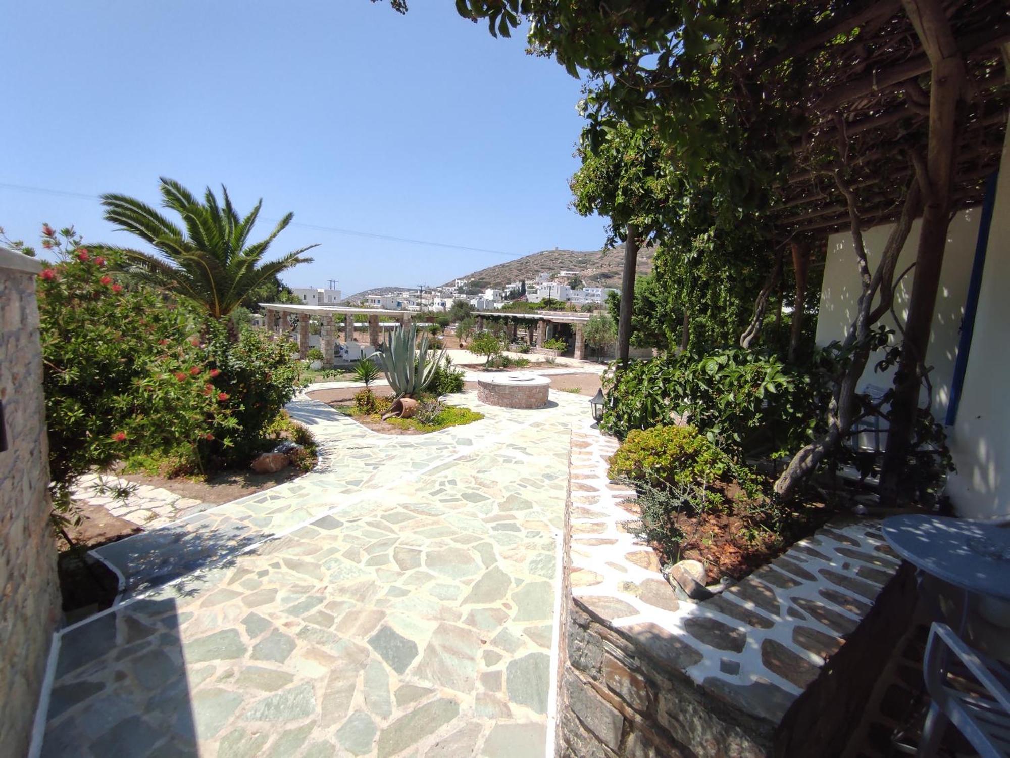 Villa Le Grand Bleu Katapola Exterior photo