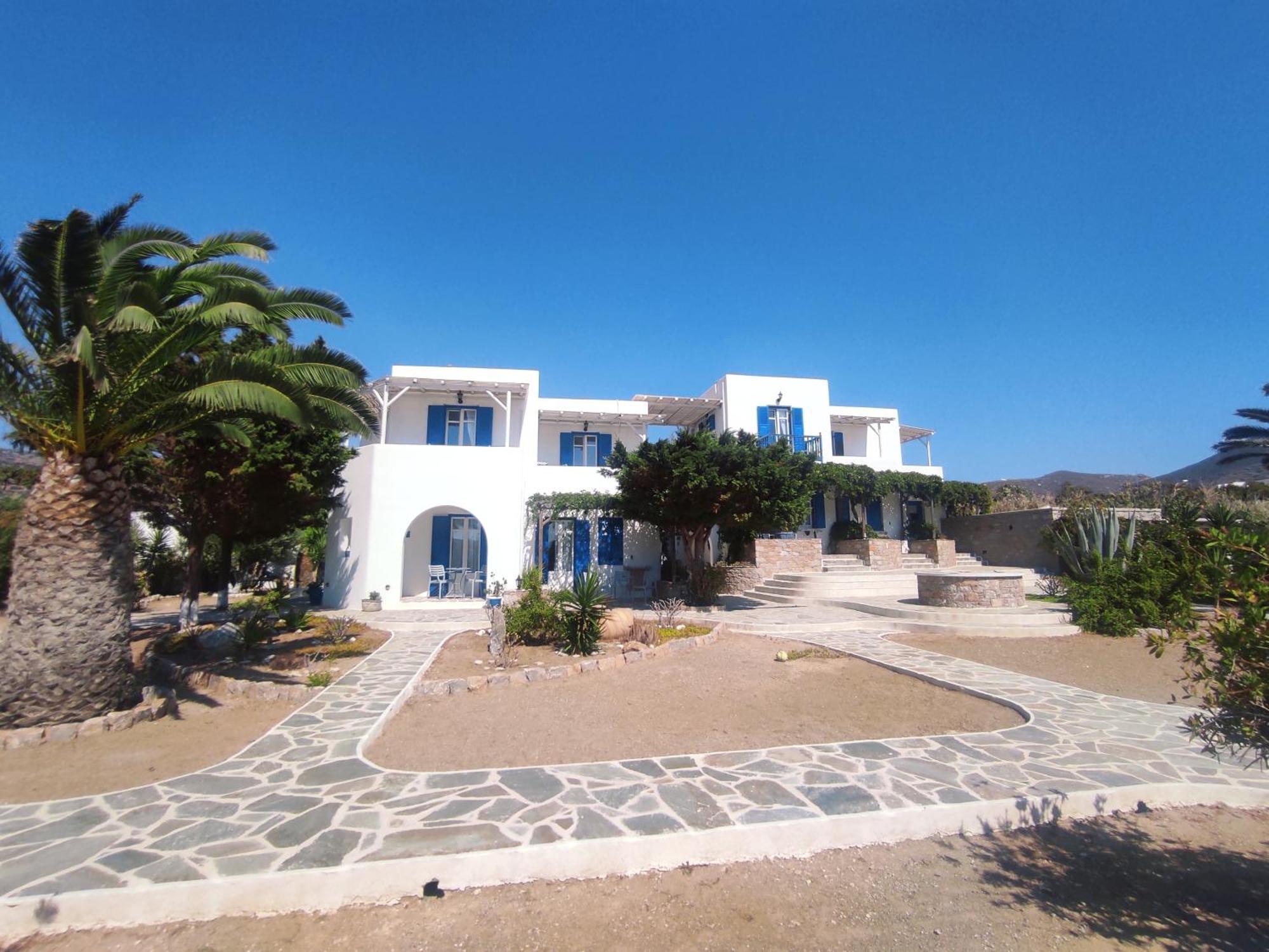 Villa Le Grand Bleu Katapola Exterior photo