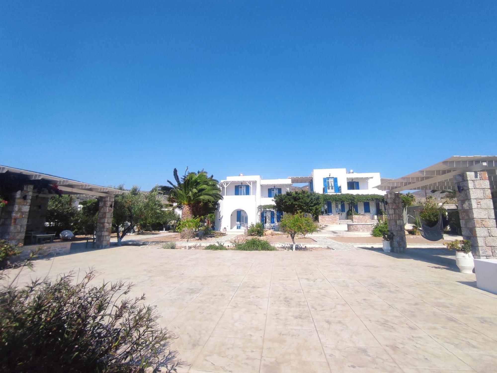 Villa Le Grand Bleu Katapola Exterior photo